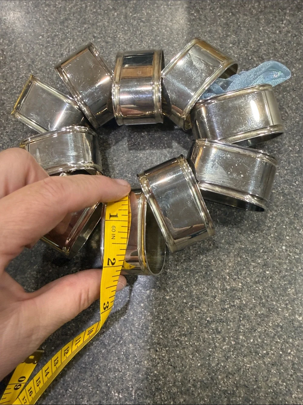 Vintage Silver and Gold Seashell Napkin Rings - Elegant Home Accents